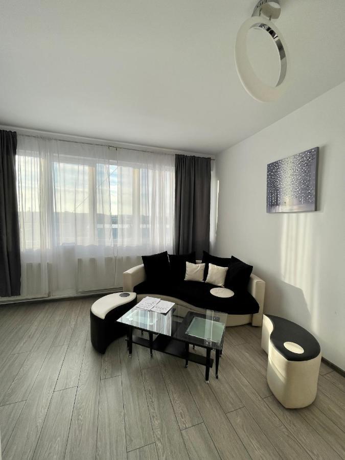 Luanaapartments #36 Otopeni Eksteriør bilde